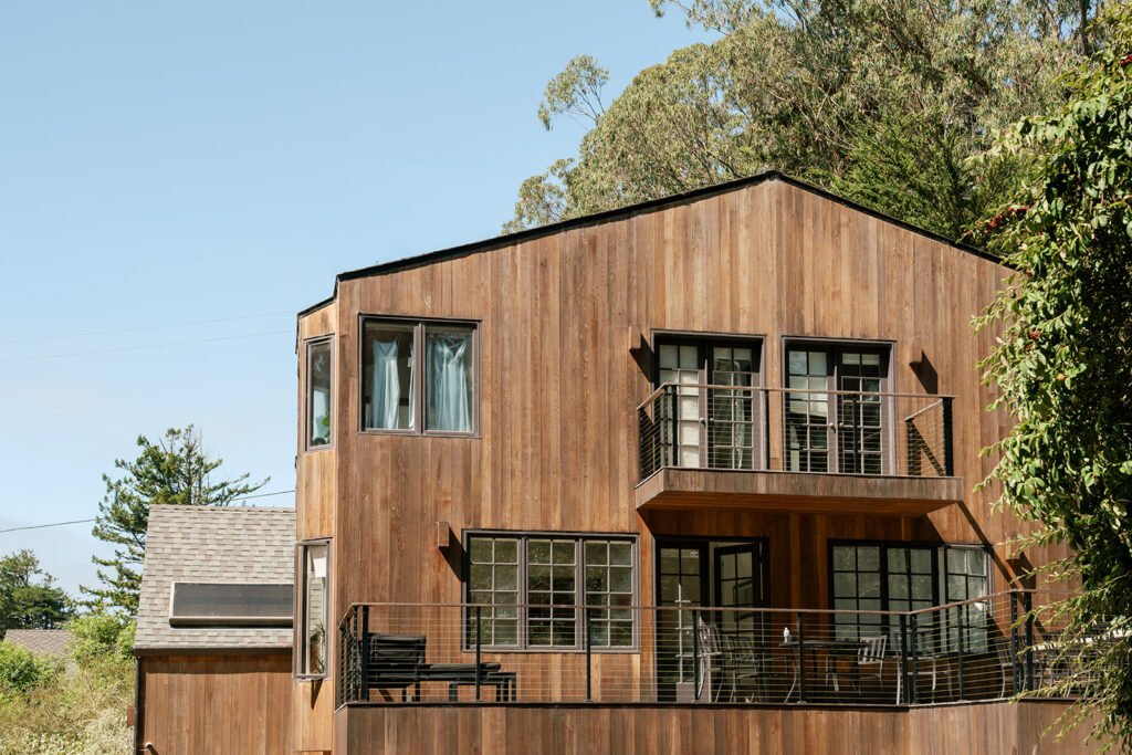 Half Moon Bay Getting Ready Venue AirBnB