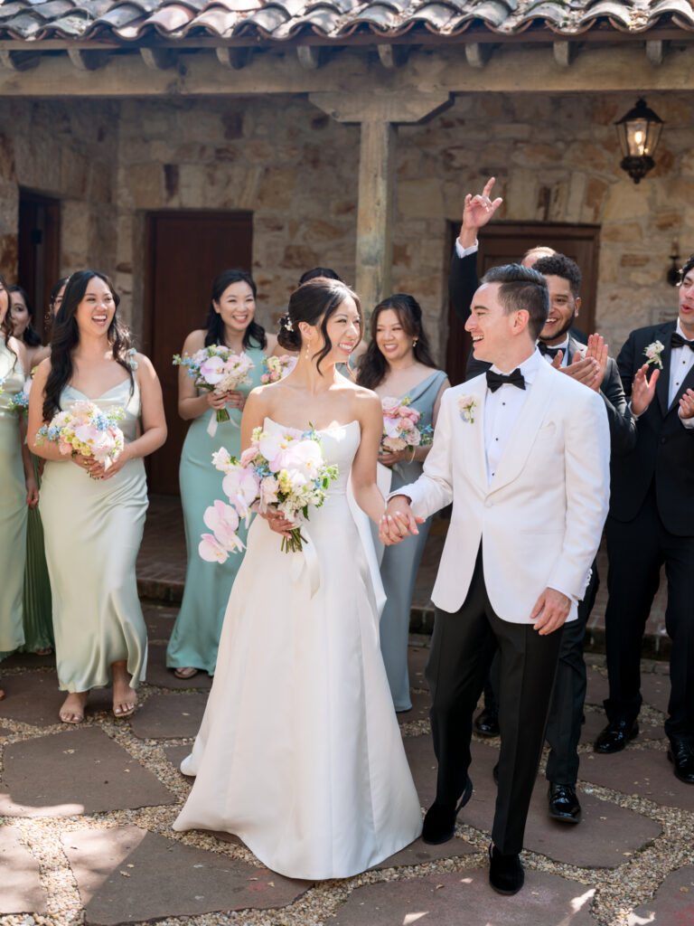 Wedding party group photo captured by san francisco wedding photographer